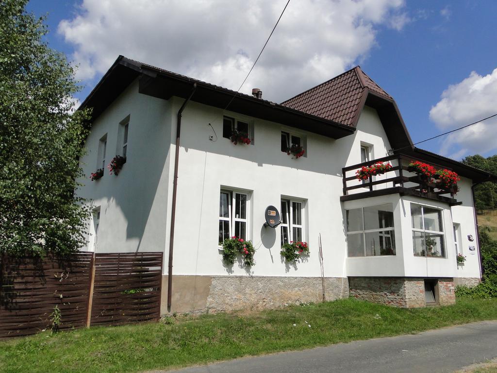 Romanowka Oldrzychowice Klodzkie Esterno foto