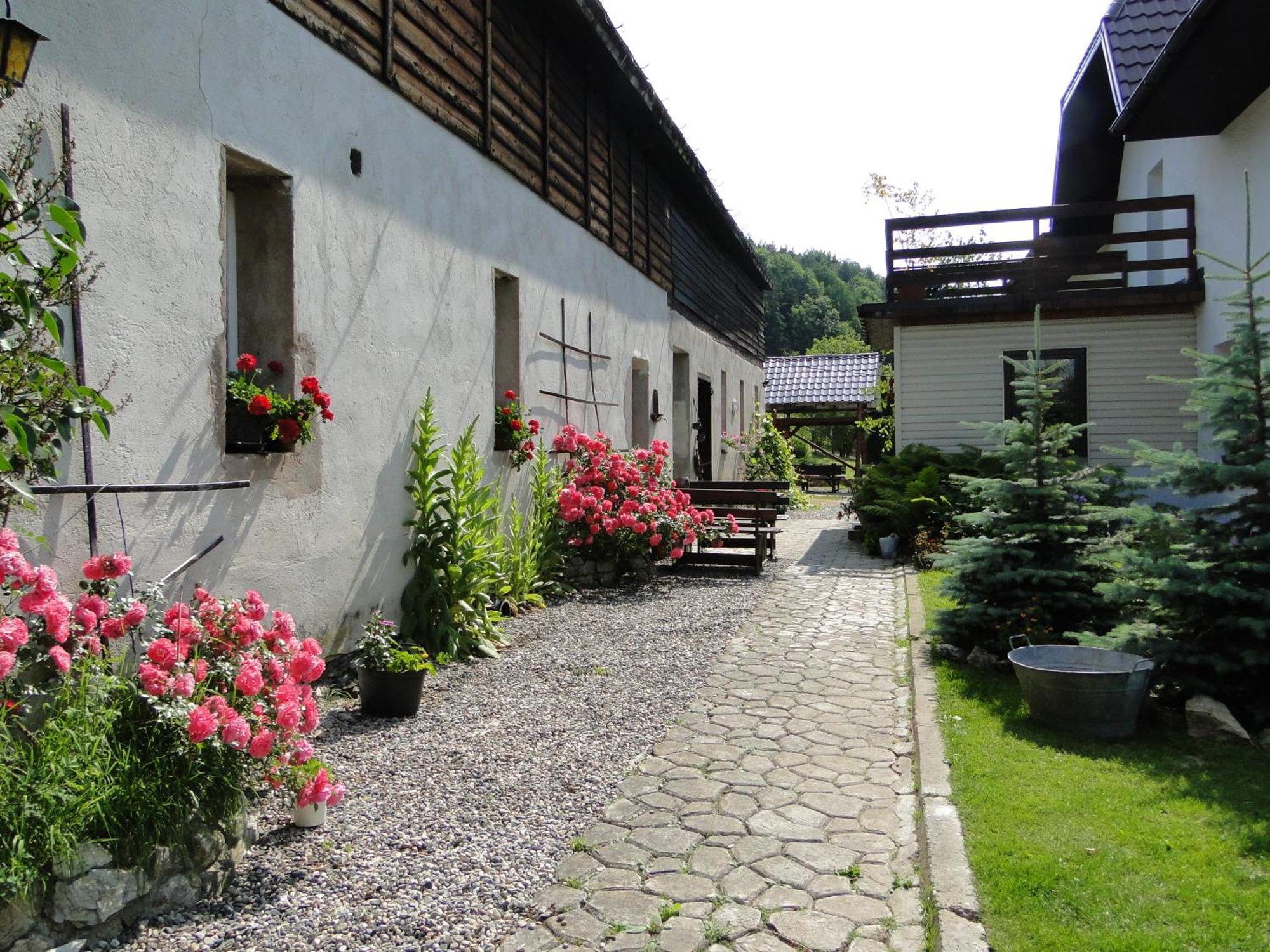 Romanowka Oldrzychowice Klodzkie Esterno foto